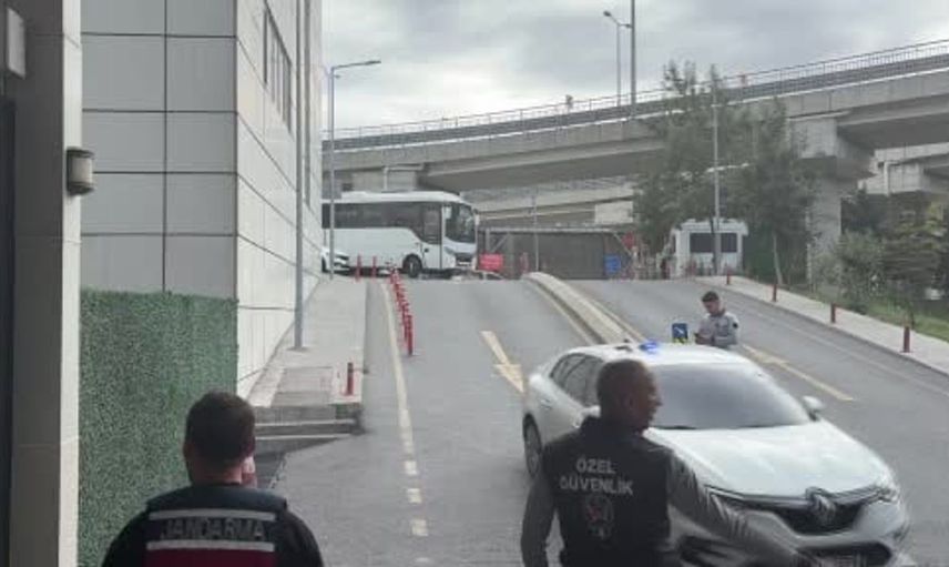 İstanbul'da ünlü isimlerin gözaltı süreci devam ediyor: Sağlık kontrolleri yapıldı