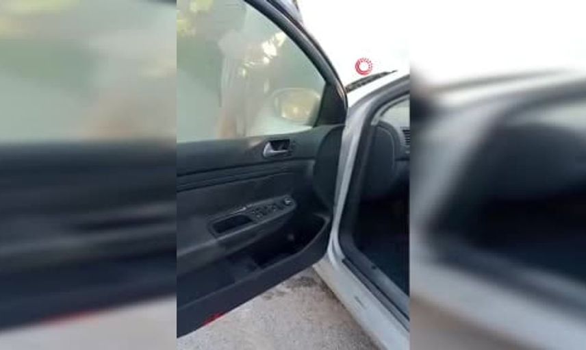Park halindeki otomobilde çıkan yangın vatandaşların ve itfaiyenin müdahalesiyle söndürüldü