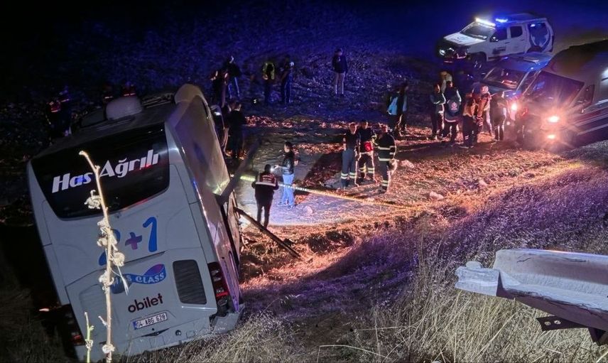 Amasya'da otobüs kazası: 24 yaralıdan 2'sinin durumu kritik