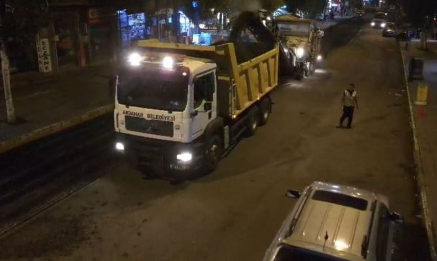 Ardahan'da yol yenileme çalışmaları başladı