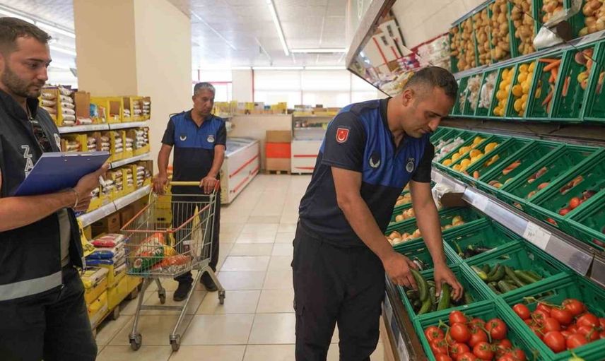 Melikgazi zabıtası marketlerde kapsamlı denetim gerçekleştirdi