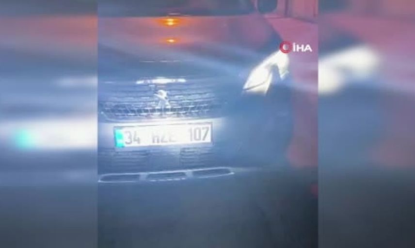 Esenyurt'ta yabancı sürücü ile kurye arasında yaşanan yol tartışması trafiği felç etti