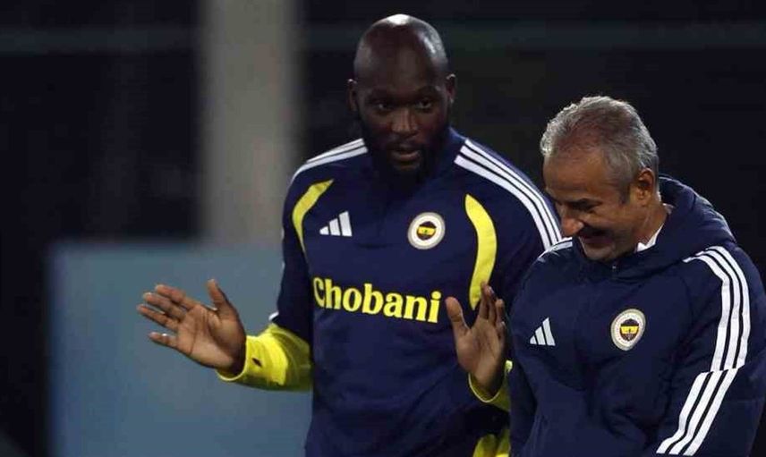 Fenerbahçe, Slavia Prag maçı öncesi son antrenmanını gerçekleştirdi
