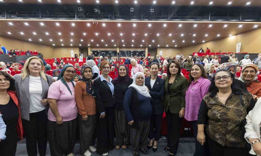 Mersin'de kadın üreticiler dayanışma içinde yeni bir yıla adım attı