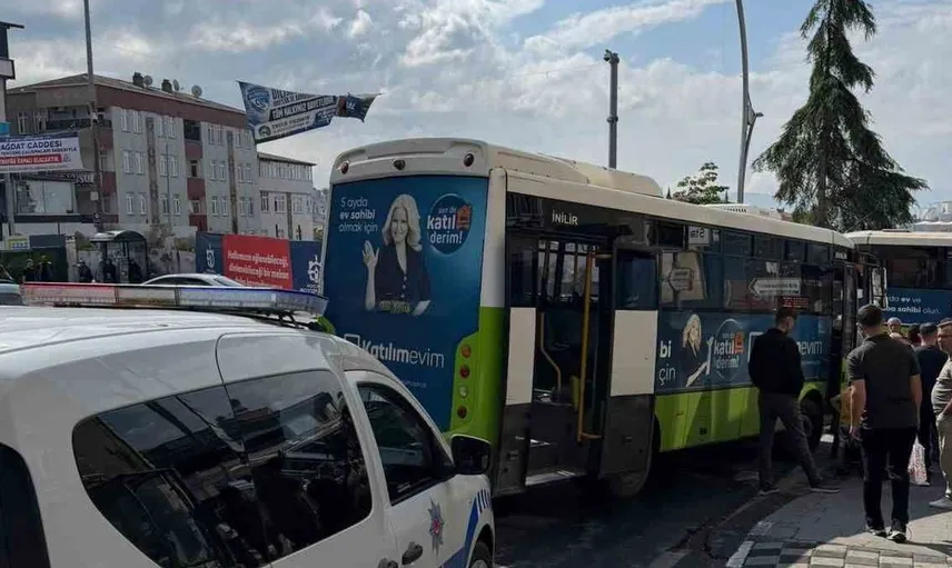 Kocaeli'de yaşlı kadına saldıran şüpheli, polis aracında kaos yarattı