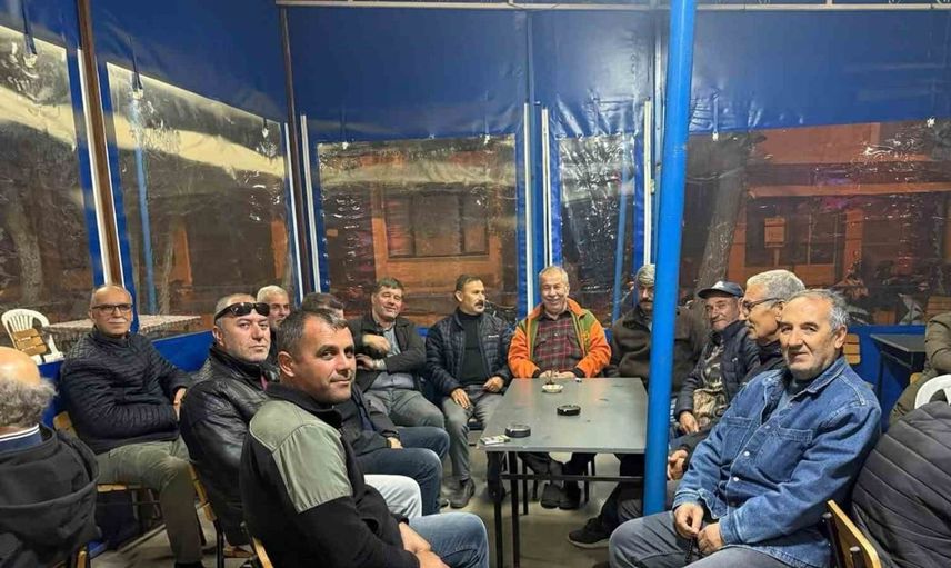 Zeytin hasadı öncesi MHP'den üreticilere destek ziyareti