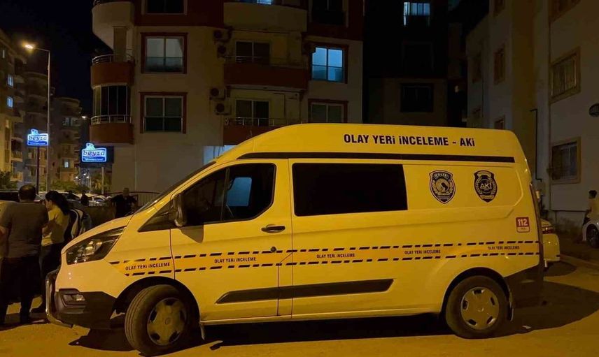 Boşanmanın ardından yaşanan trajedi: eski eşini ve oğlunu vurarak intihar etti