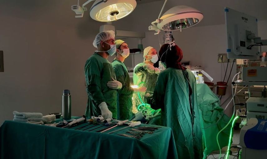Tunceli'de tarihi başarı: Kapalı yöntemle böbrek alma ameliyatı gerçekleştirildi