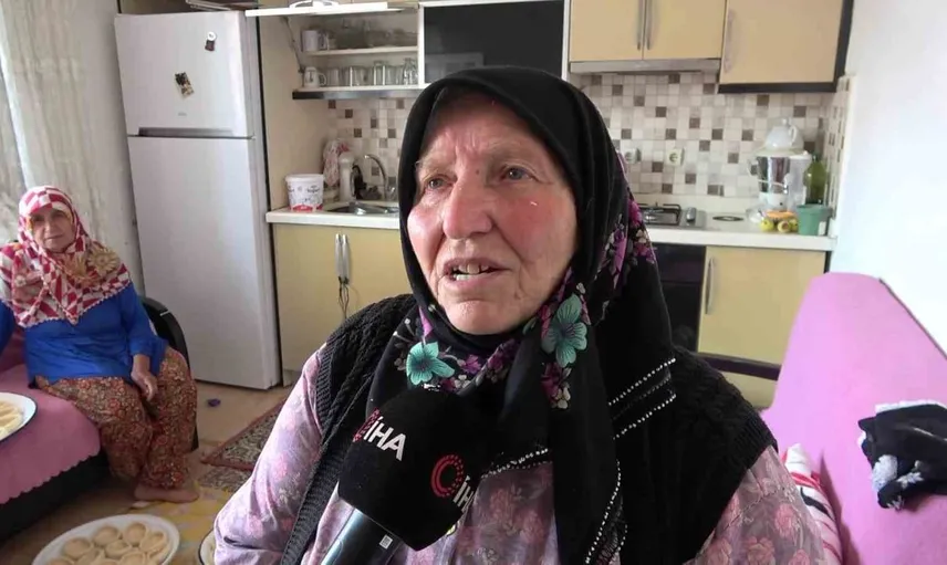 Amasya'nın Alpaslan köyünde çanak tarhana geleneği devam ediyor