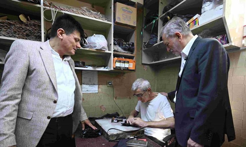 Başkan Burkay ayakkabıcılar için yeni pazar fırsatları sunuyor