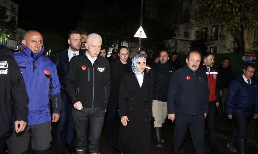 Bakan Göktaş, İstanbul'daki afet sonrası psikososyal destek çalışmalarını sürdürüyor