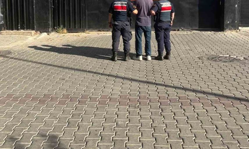 Efeler'de jandarma operasyonu: 7 yıl 4 ay hapis cezası olan hükümlü yakalandı