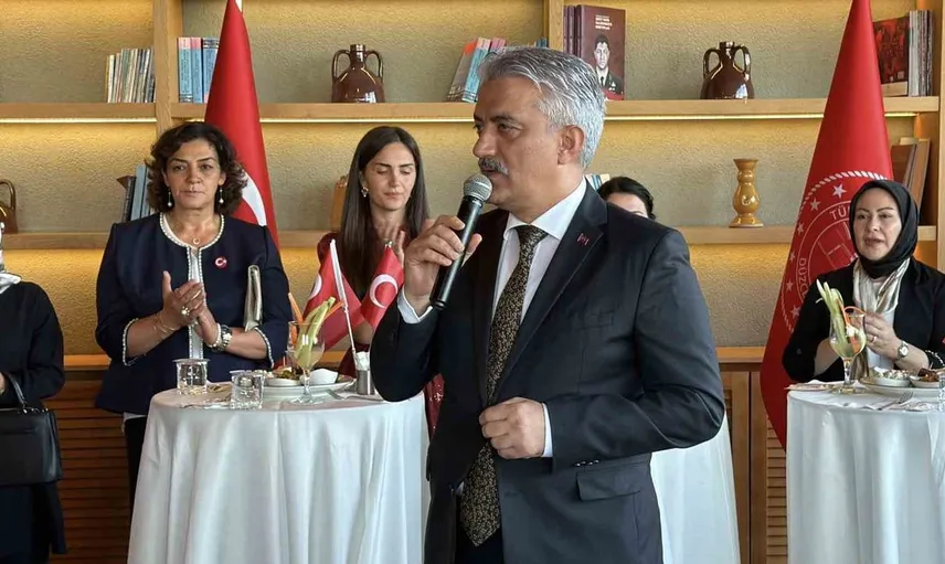 Düzce'de 30 Ağustos Zafer Bayramı coşkusu: Vali Makas'tan tarihi mesaj