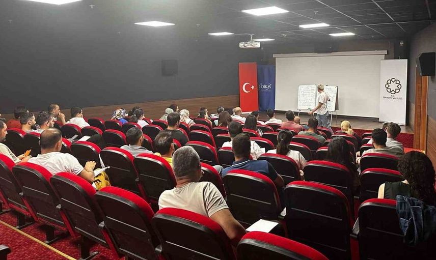 Mardin'de kamu personeline Avrupa Birliği projeleri eğitimi verildi