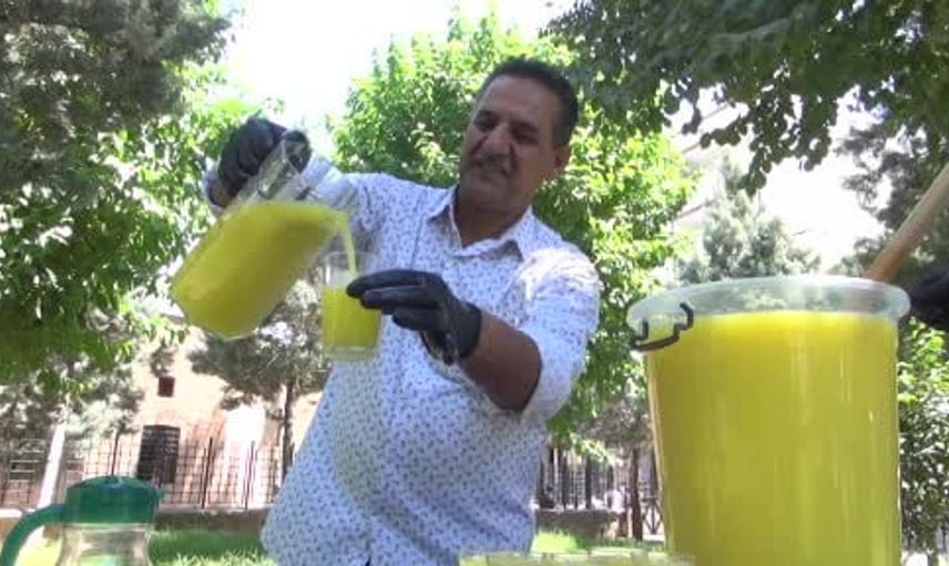 Cizre'nin yaz sıcaklarını serinleten lezzeti: Tarihi Cizre limonatası