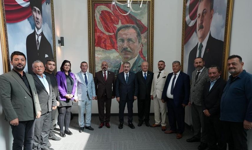 Mustafa Destici, alevi-bektaşi derneği heyetini kabul ederek birlik mesajı verdi