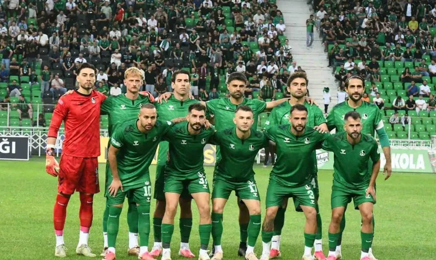 Sakaryaspor, Adana 01 Futbol Kulübü'nü konuk etti ve galip geldi