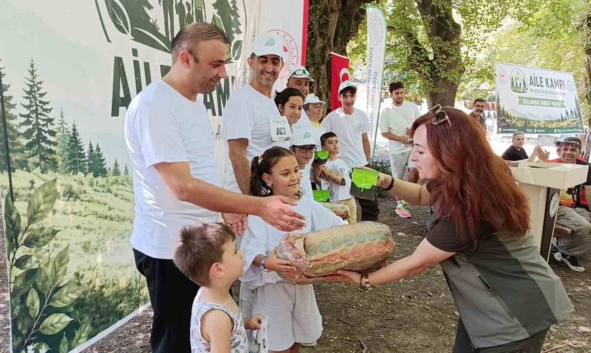 Bartın'da aile kampı ile doğanın tadı çıkarıldı