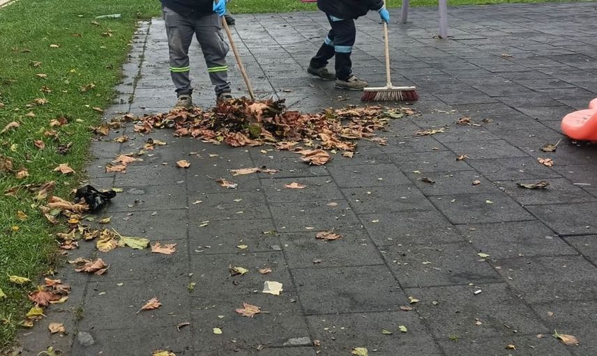 Fırtınanın ardından bandırma'da temizlik çalışmaları hız kazandı