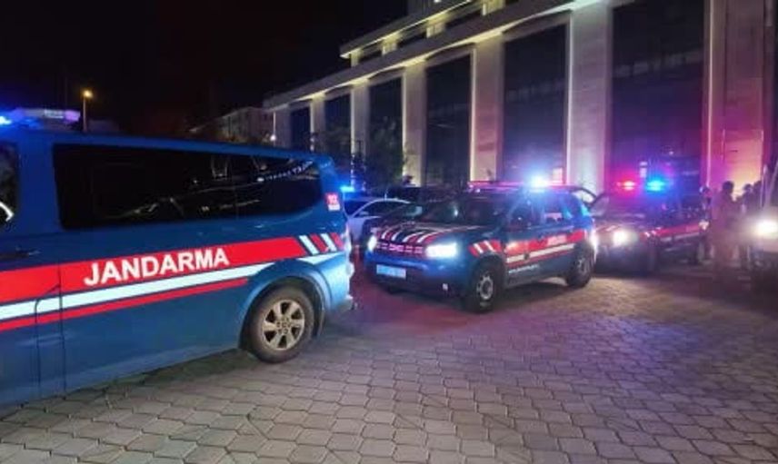 Kırıkkale'de yolsuzluk soruşturmasında 15 kişi tutuklandı