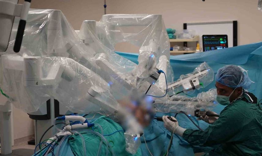 Samsun'da ürolojik ameliyatlar robotik cerrahiyle gerçekleştiriliyor