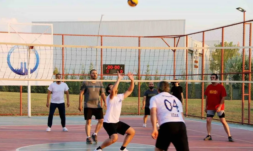 Kütahya voleybol turnuvasında şampiyon belli oldu