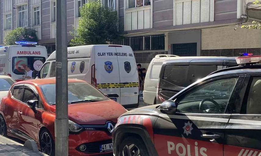 Gaziosmanpaşa'da evinde boğazı kesilmiş halde bulunan kişinin kimliği netleşti