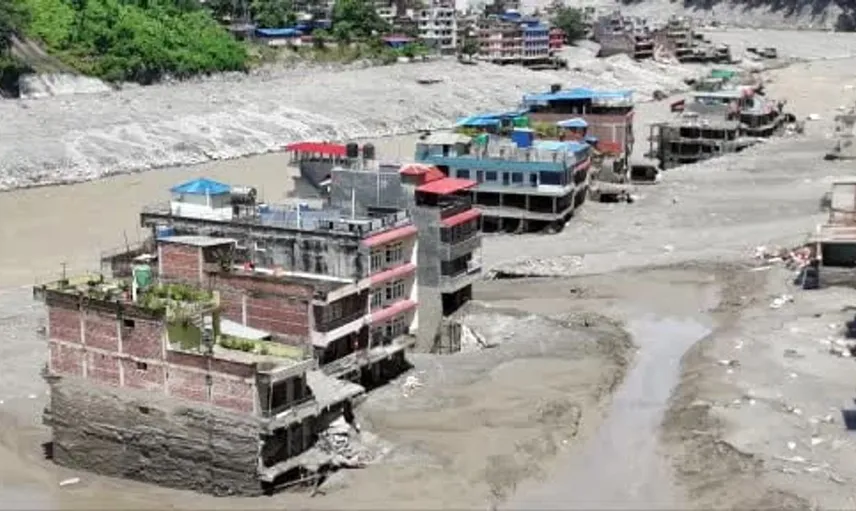 Nepal'deki sel felaketinin bilançosu ağırlaşıyor: Can kaybı 475'e yükseldi