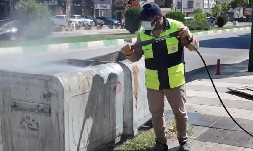 Kilis'te çöp konteynerleri bakımda: Yenilenerek hizmetinize sunuluyor