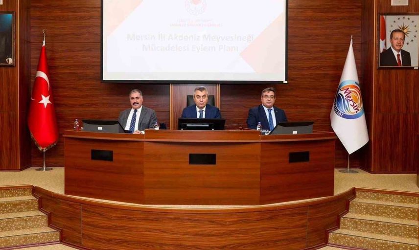 Mersin'de tarımsal üretimde verim için Akdeniz meyve sineğiyle mücadele toplantısı