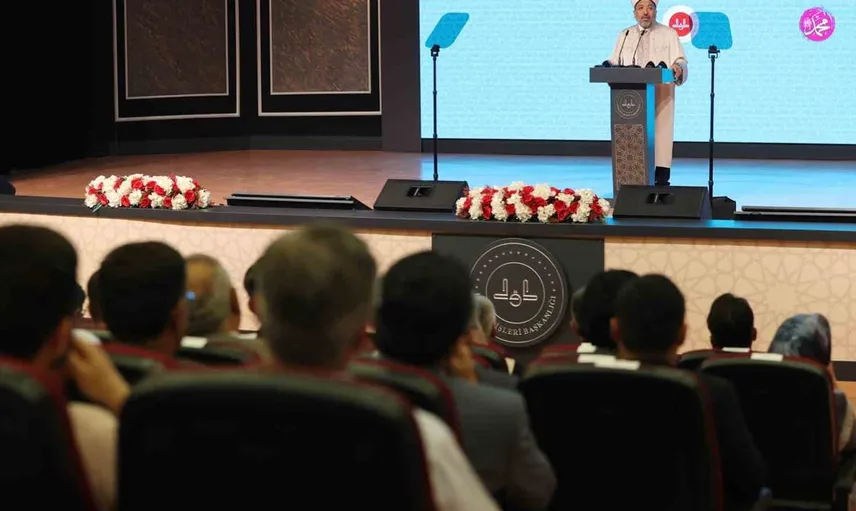 Peygamber Efendimizin ahlakı, insanlığa örnek teşkil ediyor