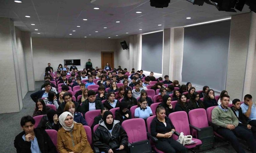 Filistin'de eğitimin önemi gündeme geldi: Erdoğan Altun'un vurguları