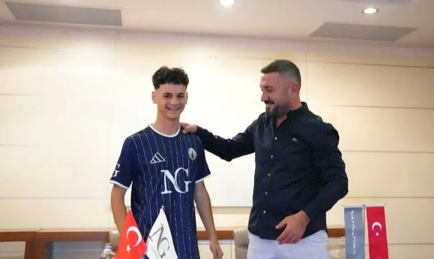 Genç futbolcu Adem Yeşilyurt Kütahyaspor'la anlaştı