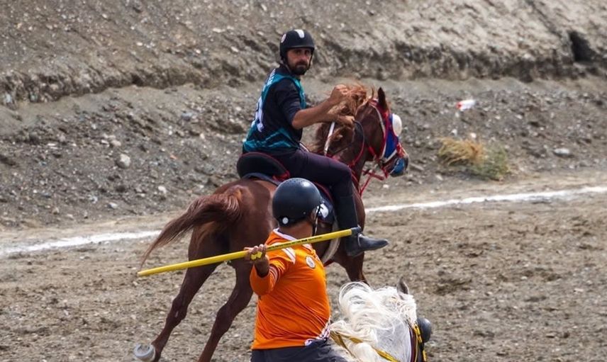 Erzincan'da atlı cirit şampiyonası heyecanı: yarı finale çıkan ekip belli oldu