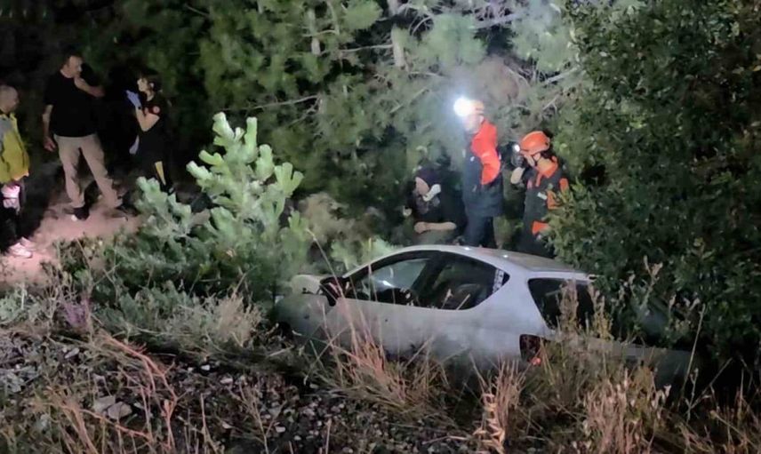 Kütahya'da otomobil ve motosiklet çarpıştı, 5 kişi yaralandı