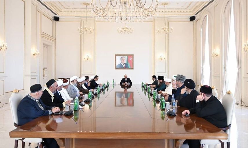 Aliyev, İslam dünyasına karşı sürdürülen savaşın önemine dikkat çekti