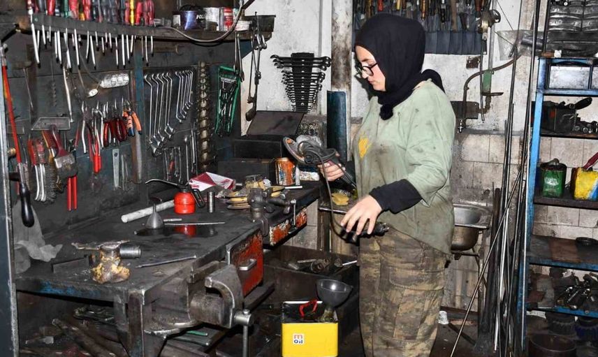 Genç kadın tornacı Nursena Kandemir: Mesleğin cinsiyeti yok