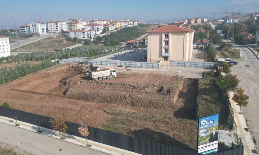 Çorum'da yeni spor salonları öğrencileri bekliyor