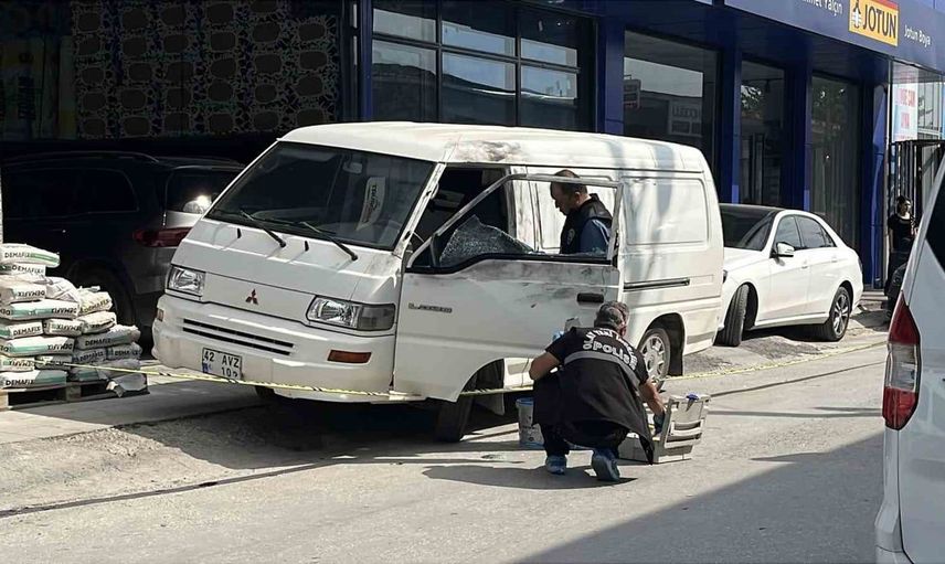 Konya'da kar maskeli soyguncuların çaldığı altın ve nakit paraya operasyon: 5 kişi tutuklandı