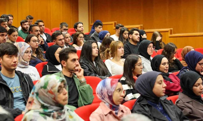 Ondokuz Mayıs Üniversitesi'nde cumhuriyetin kazanımları konuşuldu