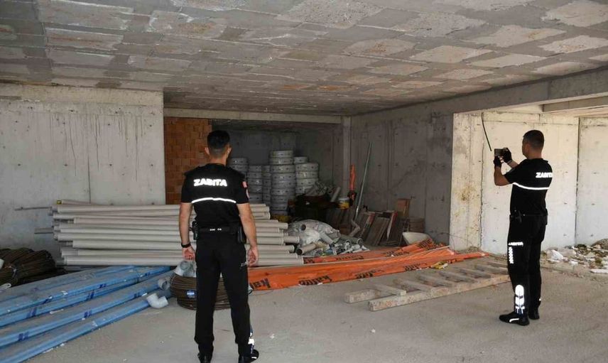 Kuşadası'nda inşaat denetimlerinde kurallara uymayan firmalara ağır ceza
