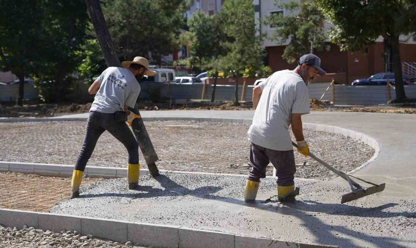Kartal'da parklar yenileniyor, yeşil alan hacmi artıyor