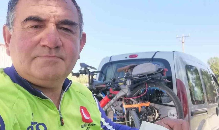 Samsunlu bisikletçiler Merzifon'da Semih Özer'i andı