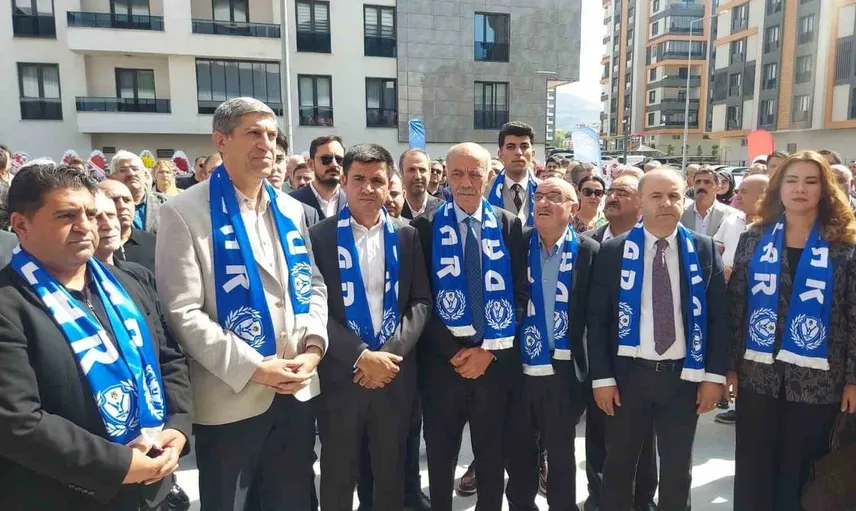 Lütfü Yücelik, ETSO başkanlığı için seçim irtibat ofisini açtı