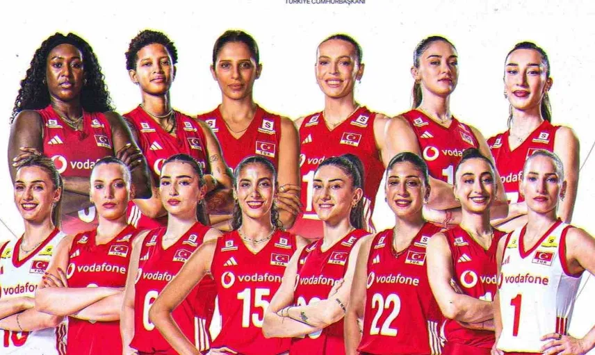 Cumhurbaşkanı Erdoğan, milli voleybol takımını tebrik etti