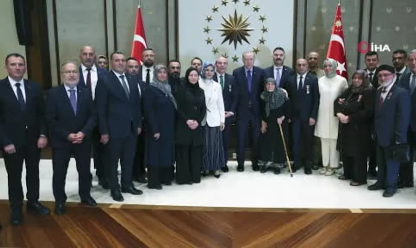 Cumhurbaşkanı Erdoğan, şehit aileleriyle bir araya geldi