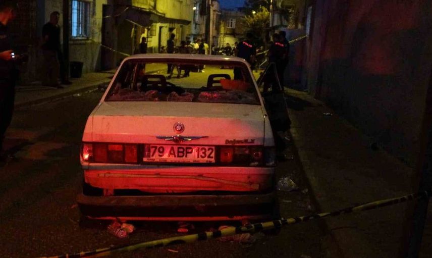 Kilis'te husumetli aileler arasında kavga: otomobil ile yaralanmalar