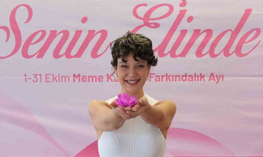 Meme kanseri için su kenarında kürek çektiler