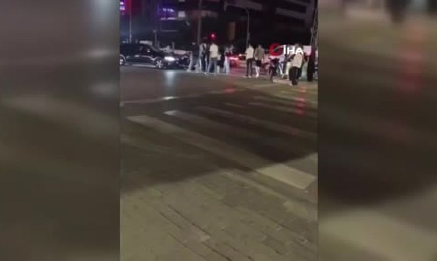 Sincan'da ters yönden gelen otomobil motosiklete çarptı