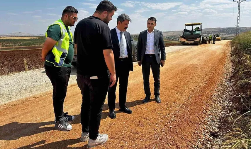 Kaymakam aslan bölgedeki asfalt çalışmalarını yerinde inceledi